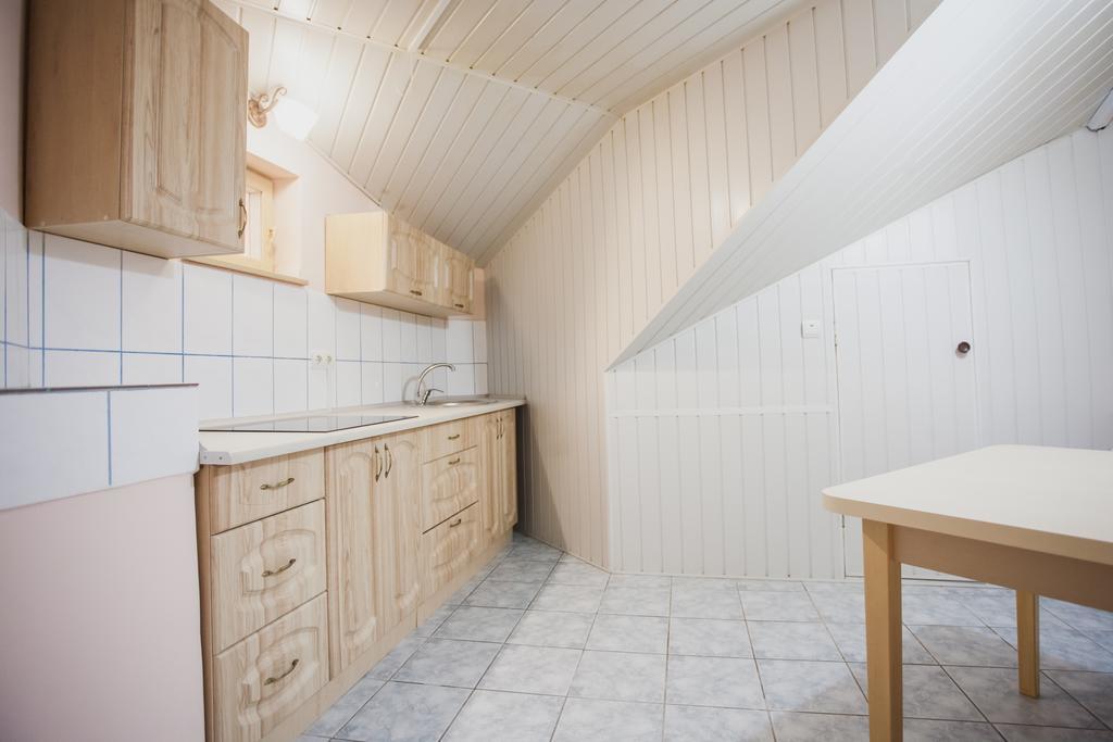 Apartamento Saxony Dim Chernivtsi Exterior foto